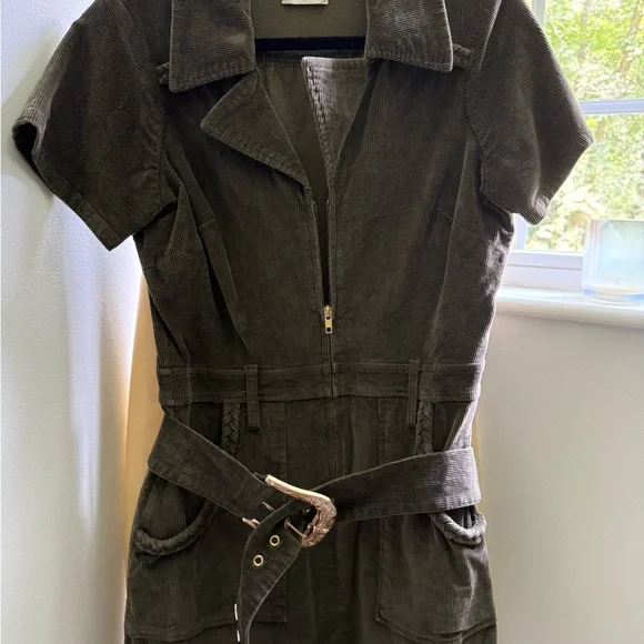Show Me Your MuMu | Dresses | Dark Green Corduroy Dress With Belt | Poshmark Show Me Your MuMu | Dresses | Dark Green Corduroy Dress With Belt | Poshmark